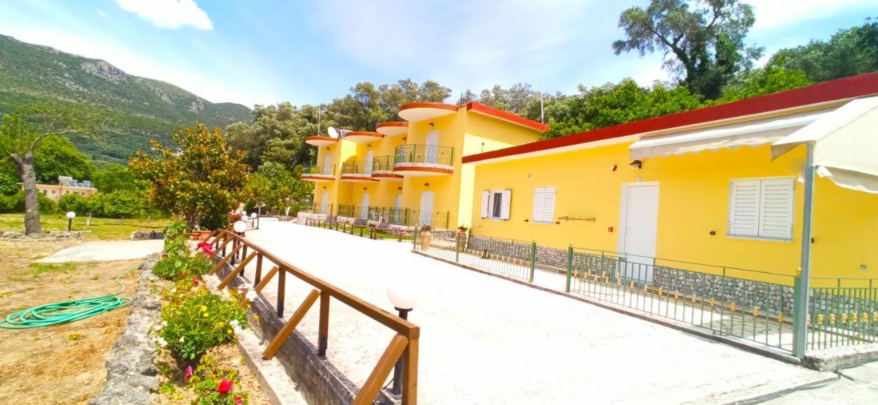 Villa Perkemes Apartments Parga Exterior foto