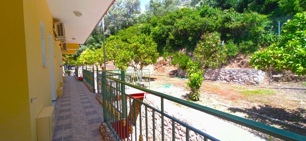 Villa Perkemes Apartments Parga Exterior foto